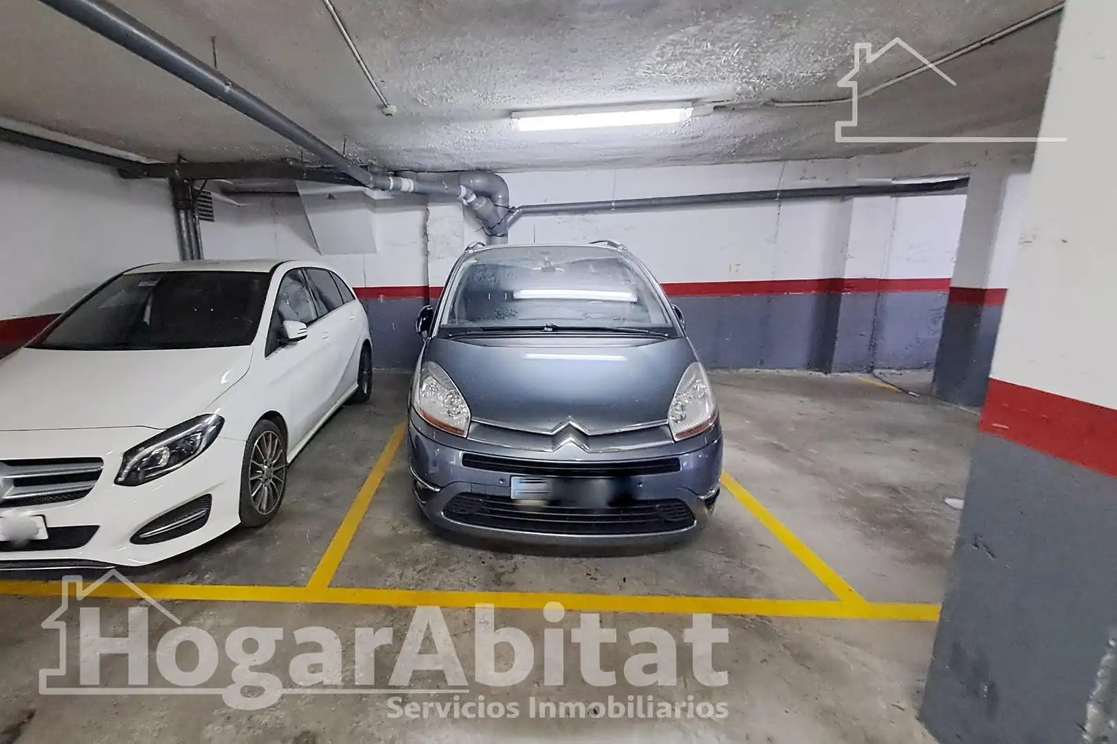Aparcament de Àtic en venda en Castellón de la Plana / Castelló de la Plana amb Aire condicionat, Calefacció i Terrassa