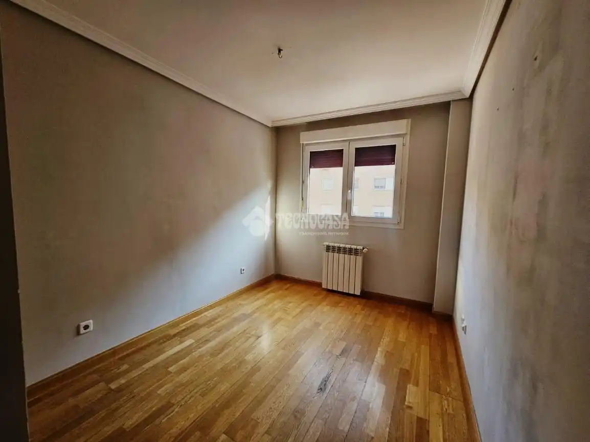Bedroom of Flat for sale in Parla