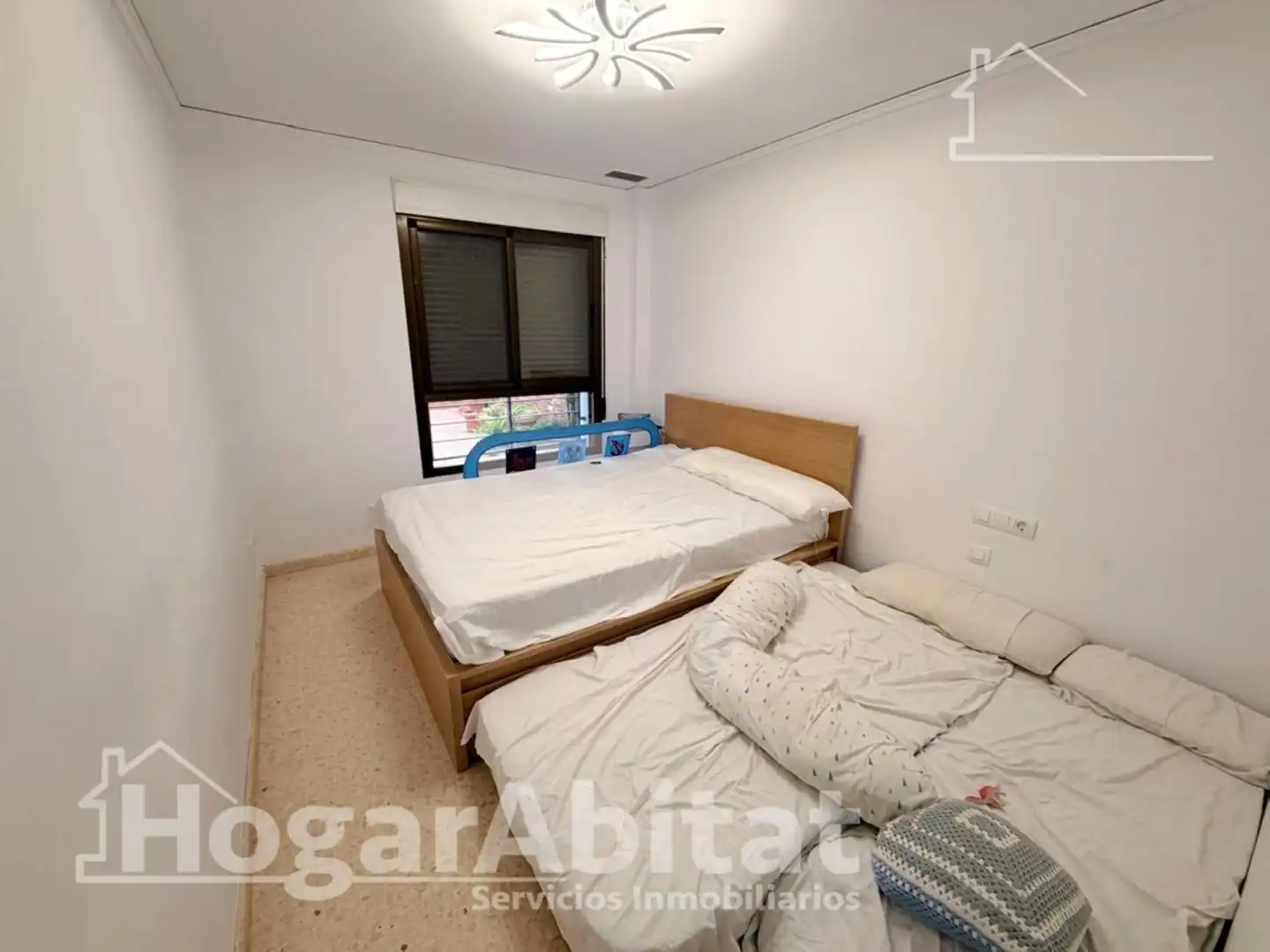 Bedroom of Flat for sale in Montserrat  with Air Conditioner, Heating and Terrace