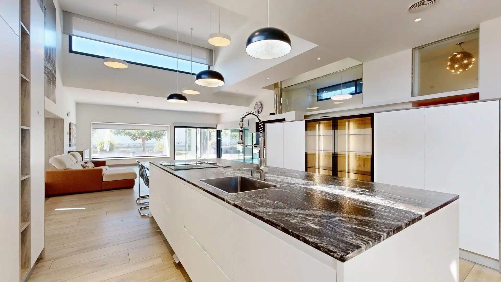 Cocina de Casa o chalet en venta en Zaragoza con Aire acondicionado, Calefacción y Jardín privado