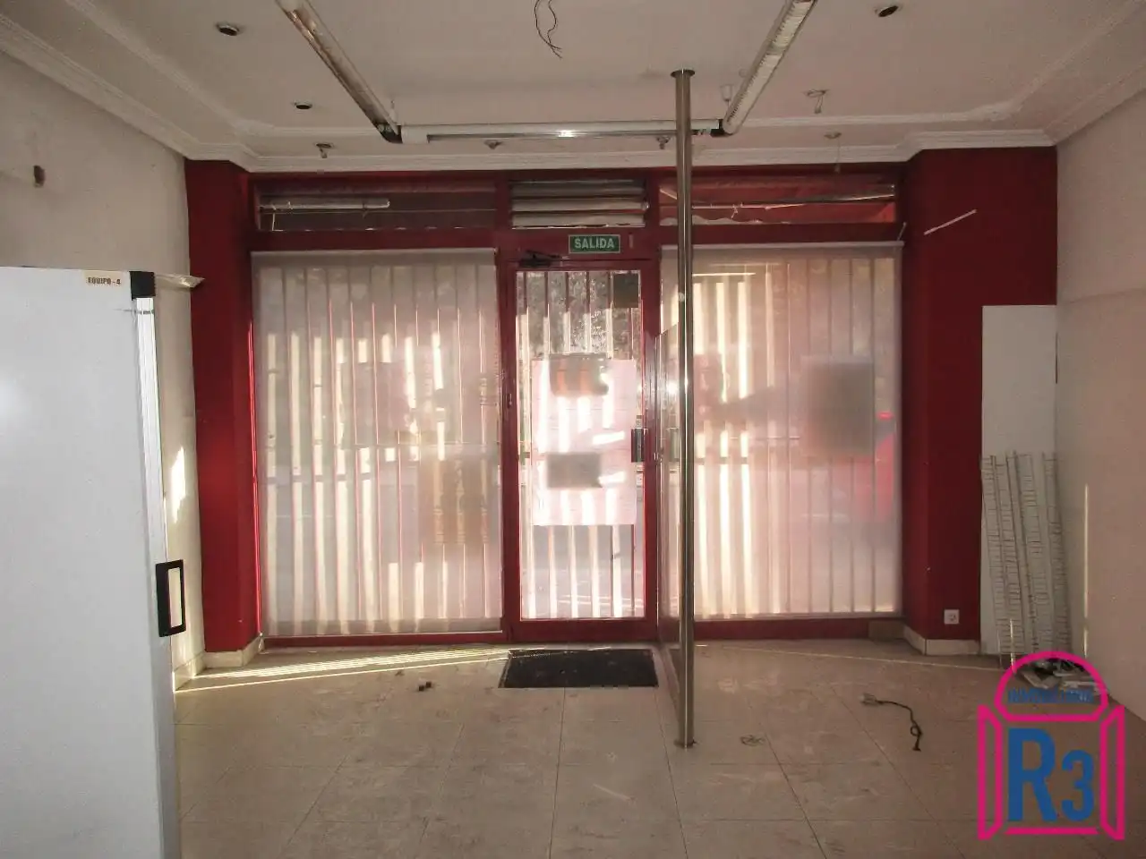 Local comercial en venda a Ramón y Cajal, imagen 3