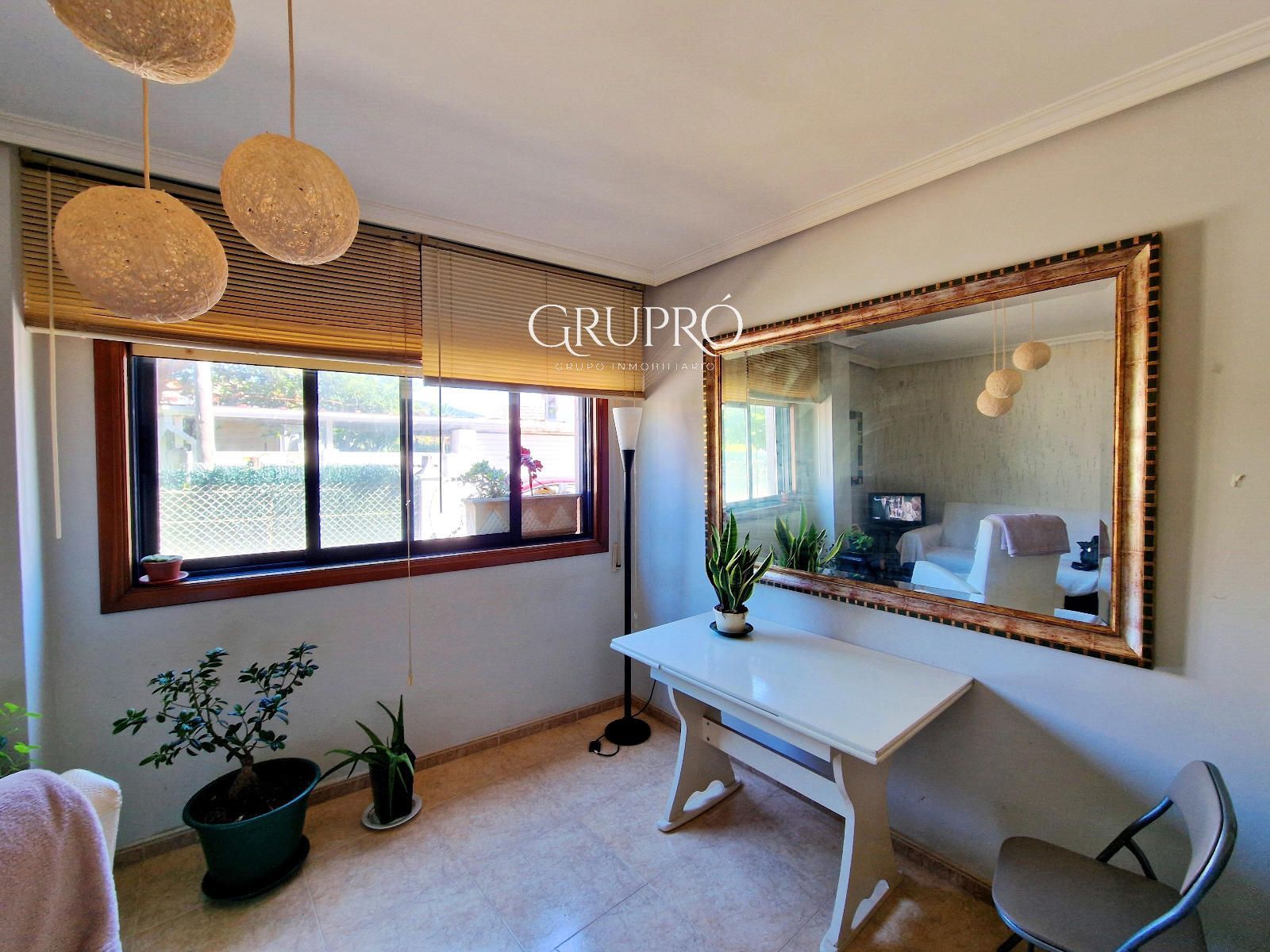 Bedroom of Flat for sale in Cangas   with Heating, Storage room and Furnished