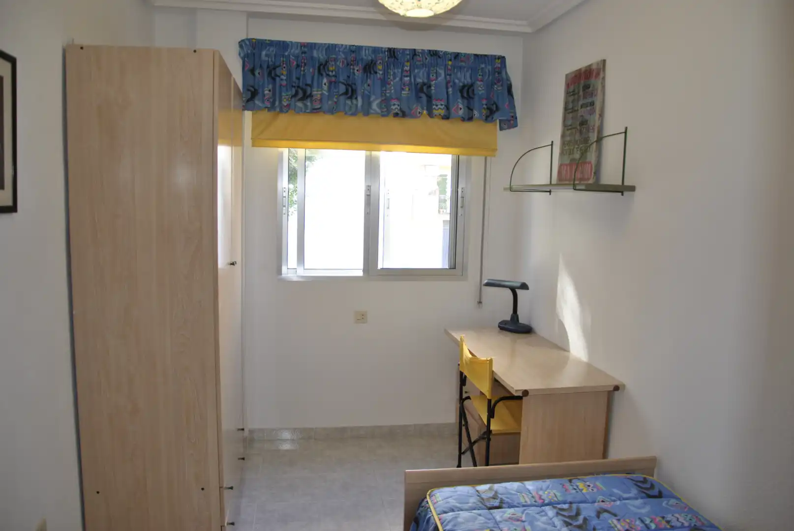 Schlafzimmer von Wohnung zur Miete in Plasencia mit Klimaanlage, Heizung und Terrasse