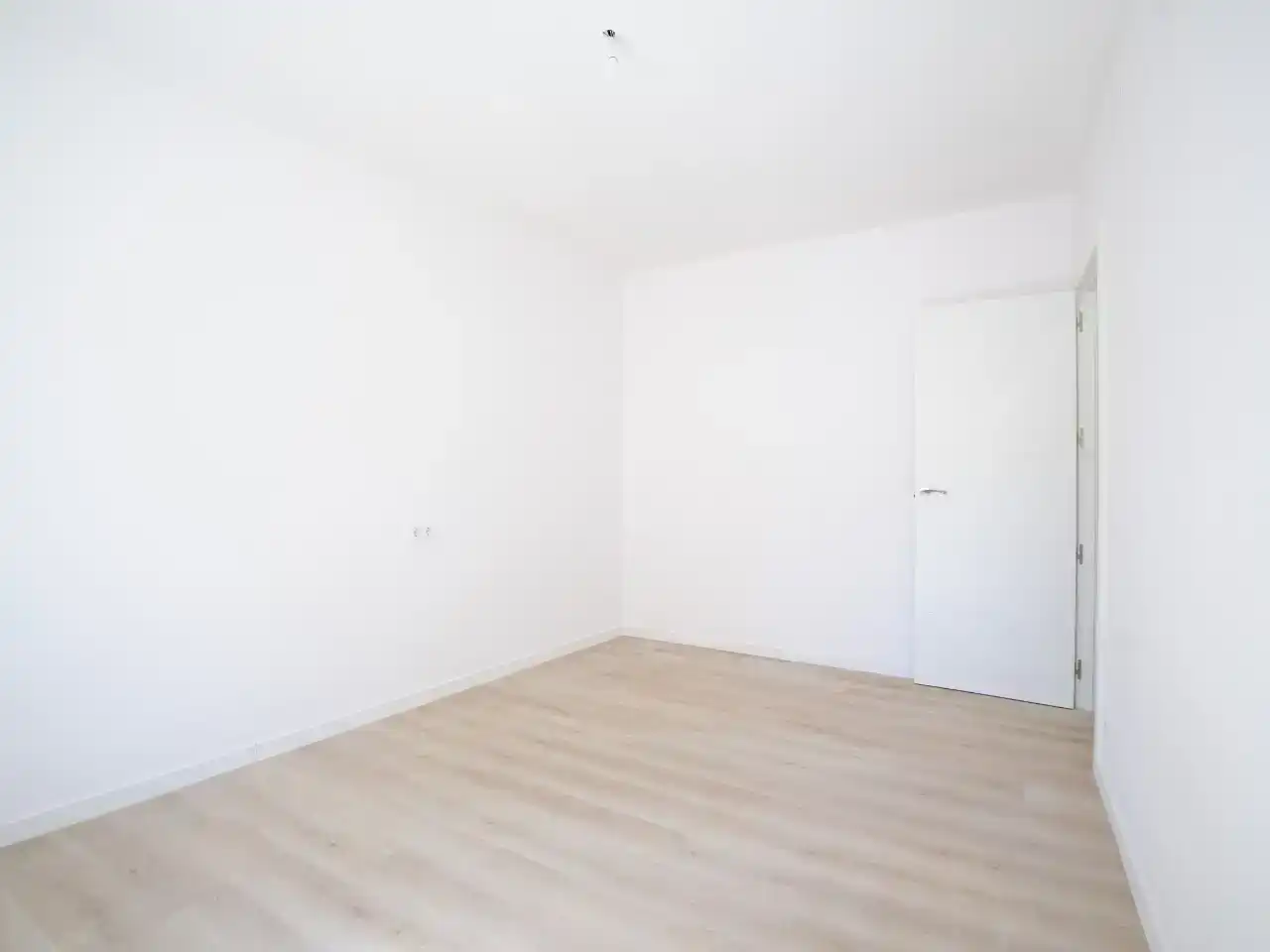 Habitación de Piso en venta en  Logroño