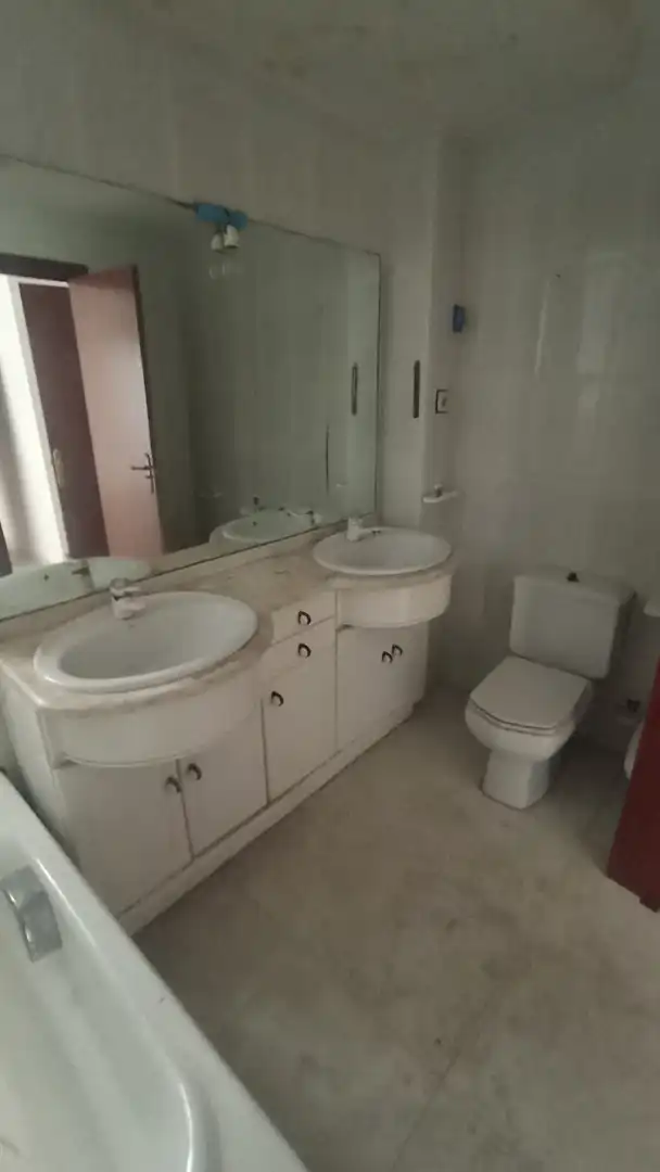 Appartamento con terrazza in vendita a Camí Reial, imagen 14