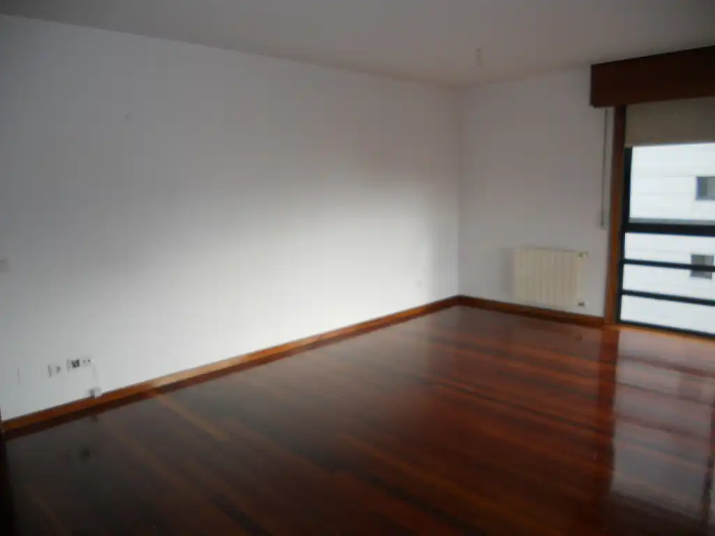 Habitación de Piso de alquiler en Santiago de Compostela  con Calefacción, Trastero y Horno