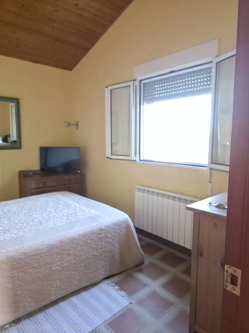 Bedroom of Houses for sale in Salinas de Pisuerga  with Private garden, Storage room and Swimming Pool