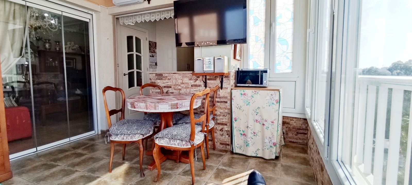 Dining room of Flat for sale in Guardamar del Segura  with Air Conditioner, Terrace and Oven