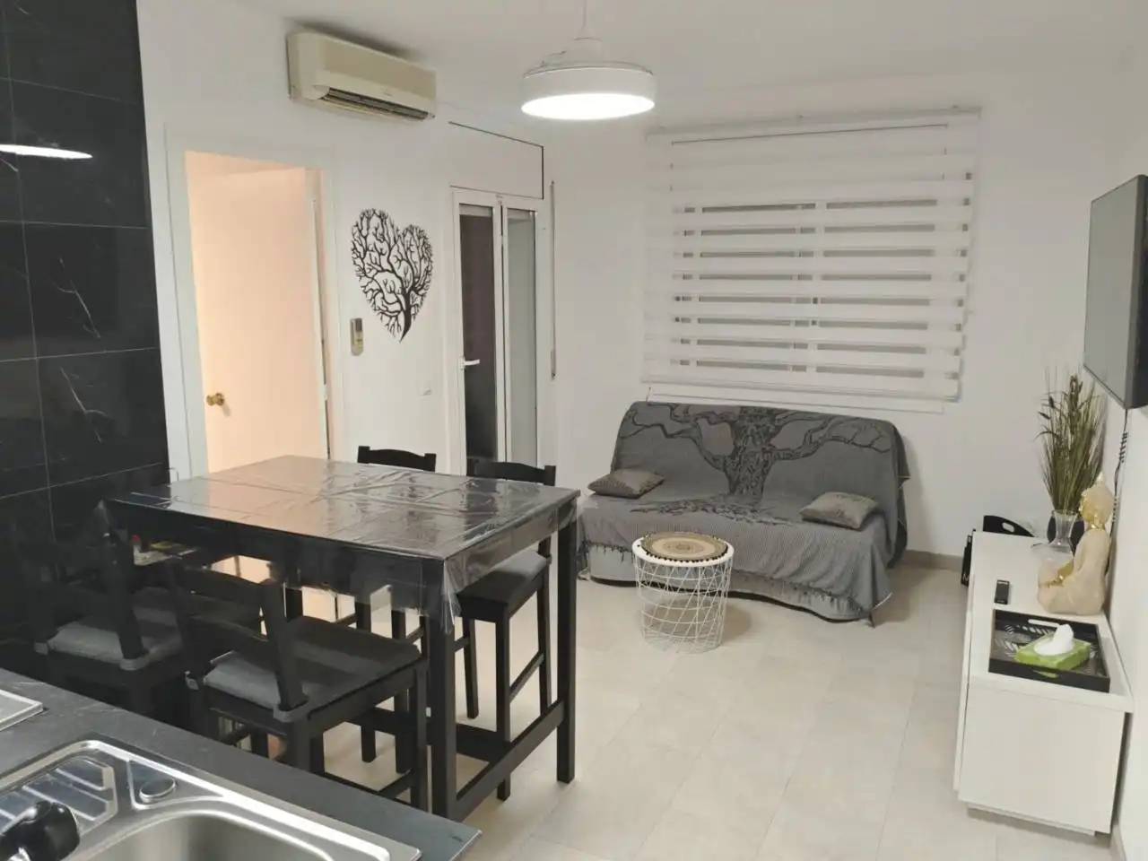 Sala d'estar de Pis en venda en Cubelles amb Aire condicionat, Terrassa i Traster