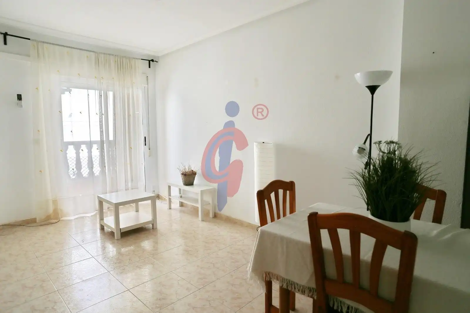 Sala de estar de Piso en venta en Guardamar del Segura con Aire acondicionado, Calefacción y Terraza
