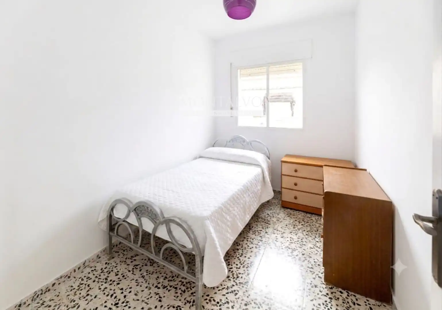 Habitación de Piso en venta en Atarfe con Aire acondicionado, Calefacción y Terraza