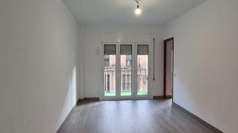 Foto 2 de Piso en venta en Carrer de Sant Llorenç de Brindisi, Escodines, Manresa