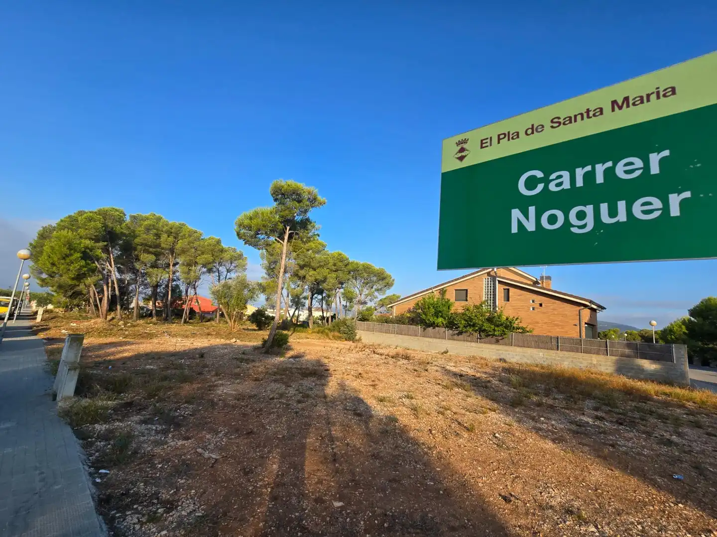 Terreno residencial en venta en Carrer del Noguer 45