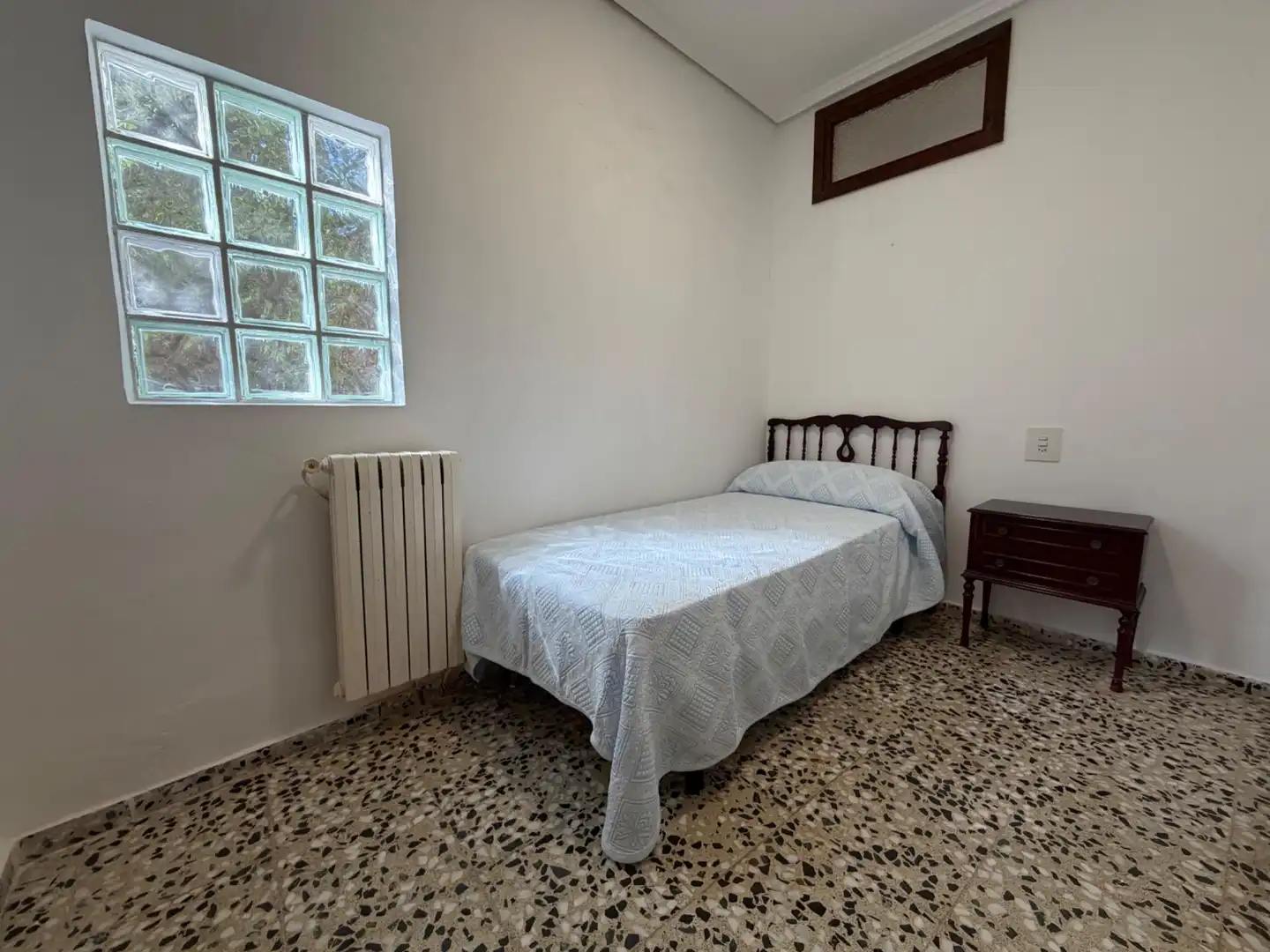 Habitación de Casa o chalet de alquiler en Gátova con Terraza, Trastero y Amueblado
