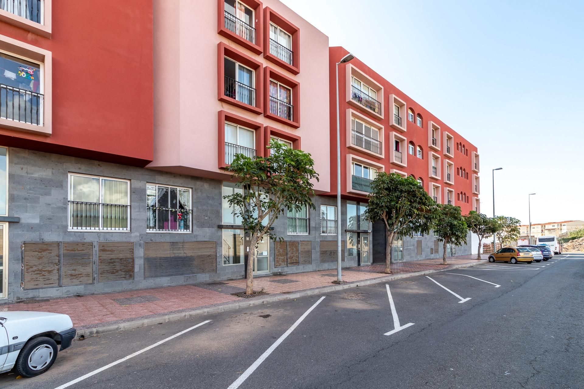 Exterior view of Flat for sale in Santa Lucía de Tirajana  with Community pool