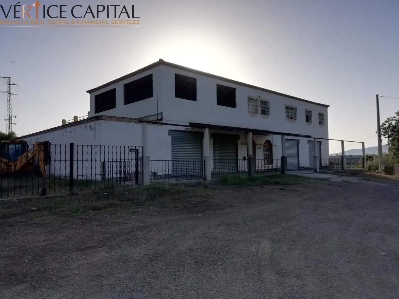 Vista exterior de Casa o xalet en venda en Alhaurín de la Torre amb Aire condicionat, Terrassa i Traster
