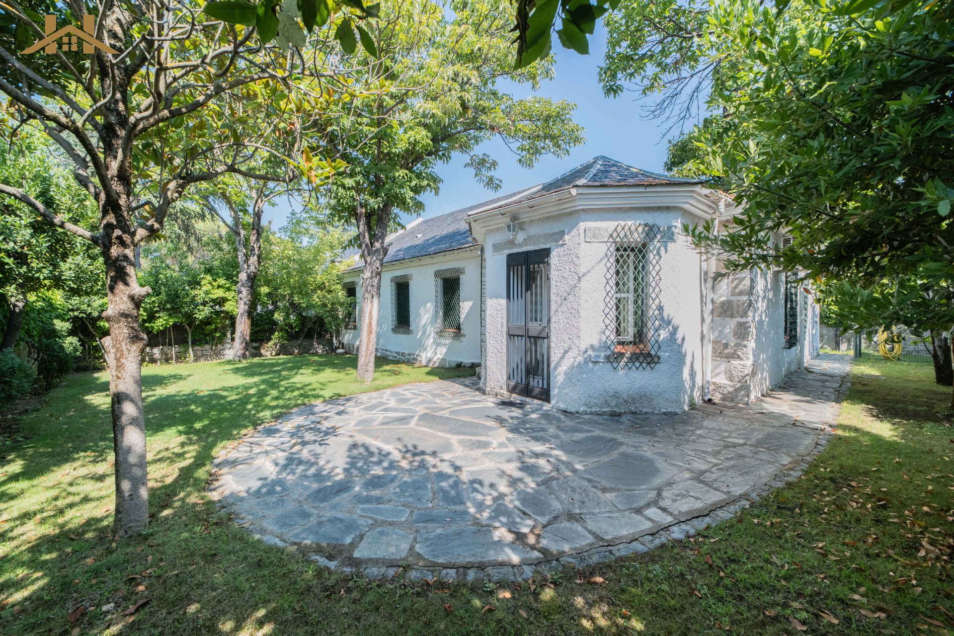 Garden of Single-family semi-detached for sale in Collado Villalba  with Air Conditioner, Heating and Private garden