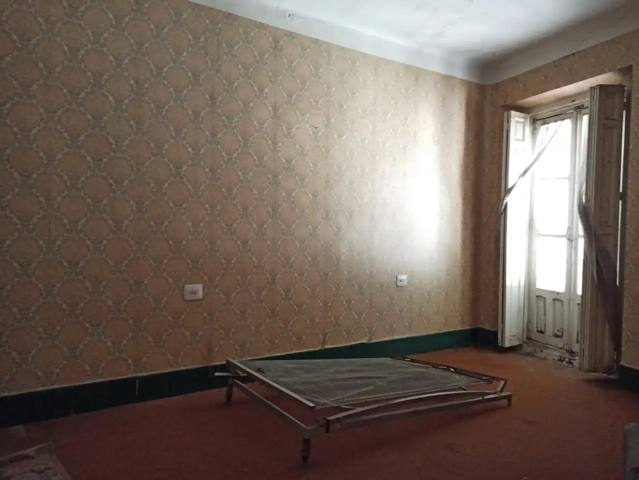 Habitación de Edificio en venta en Ávila