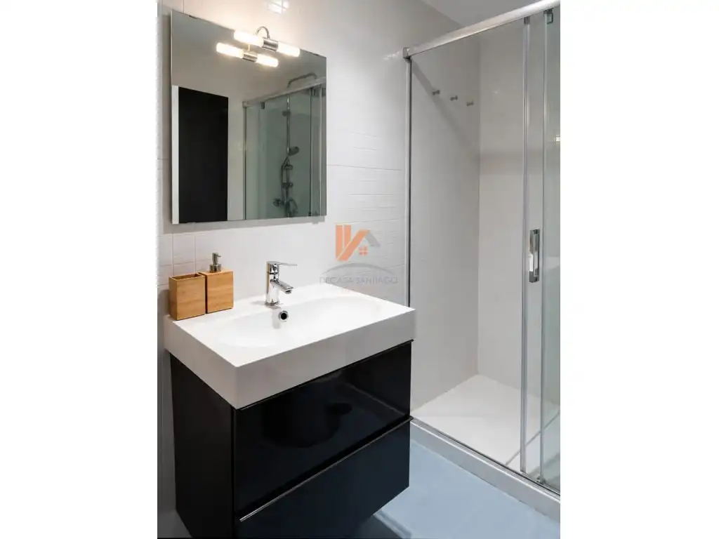 Badezimmer von Wohnung zur Miete in Santiago de Compostela  mit Möbliert