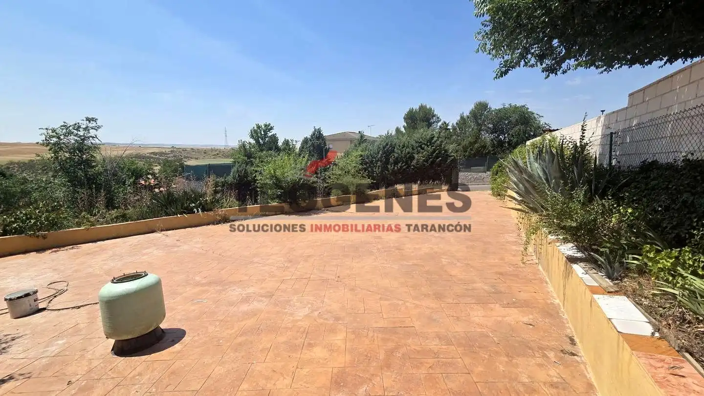Jardín de Casa o chalet en venta en Barajas de Melo con Trastero y Piscina
