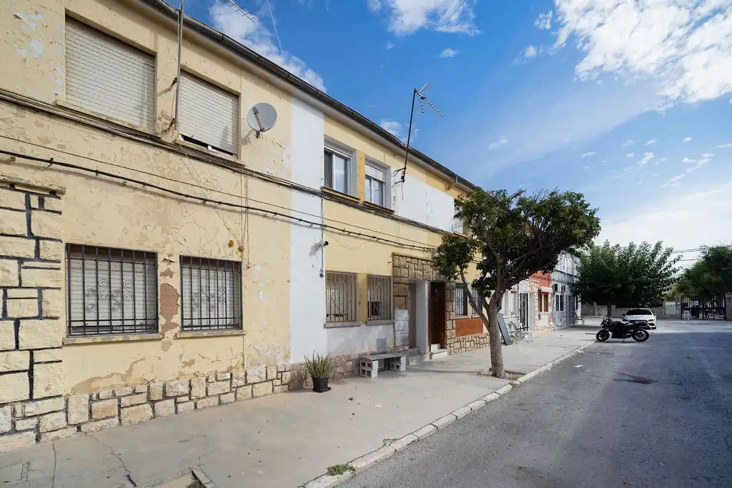 Villa zum Verkauf in C/ Poblado de Absorción, imagen 2