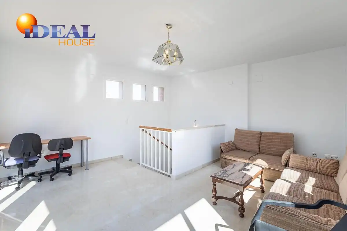 House with terrace for sale in Calle LIMA, imagen 36