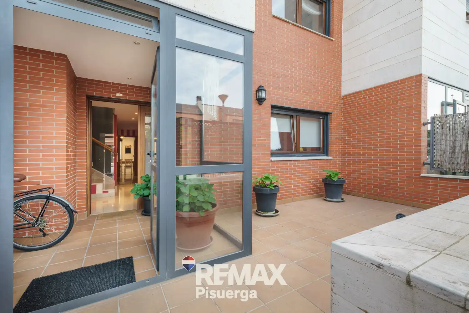 Vista exterior de Casa o chalet en venta en Valladolid con Aire acondicionado, Jardín privado y Terraza