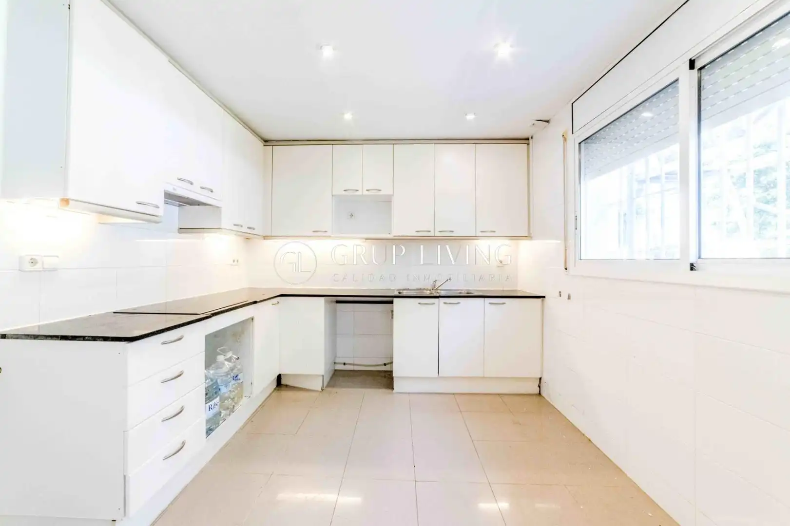 Casa amb terrassa en venda a Can Girona - Terramar - Vinyet, imagen 7