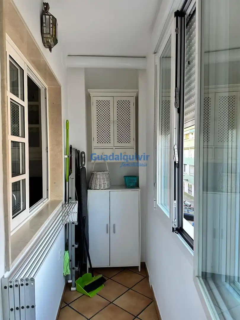 Wohnung zur Miete in Sevilla mit Klimaanlage, Heizung und Terrasse