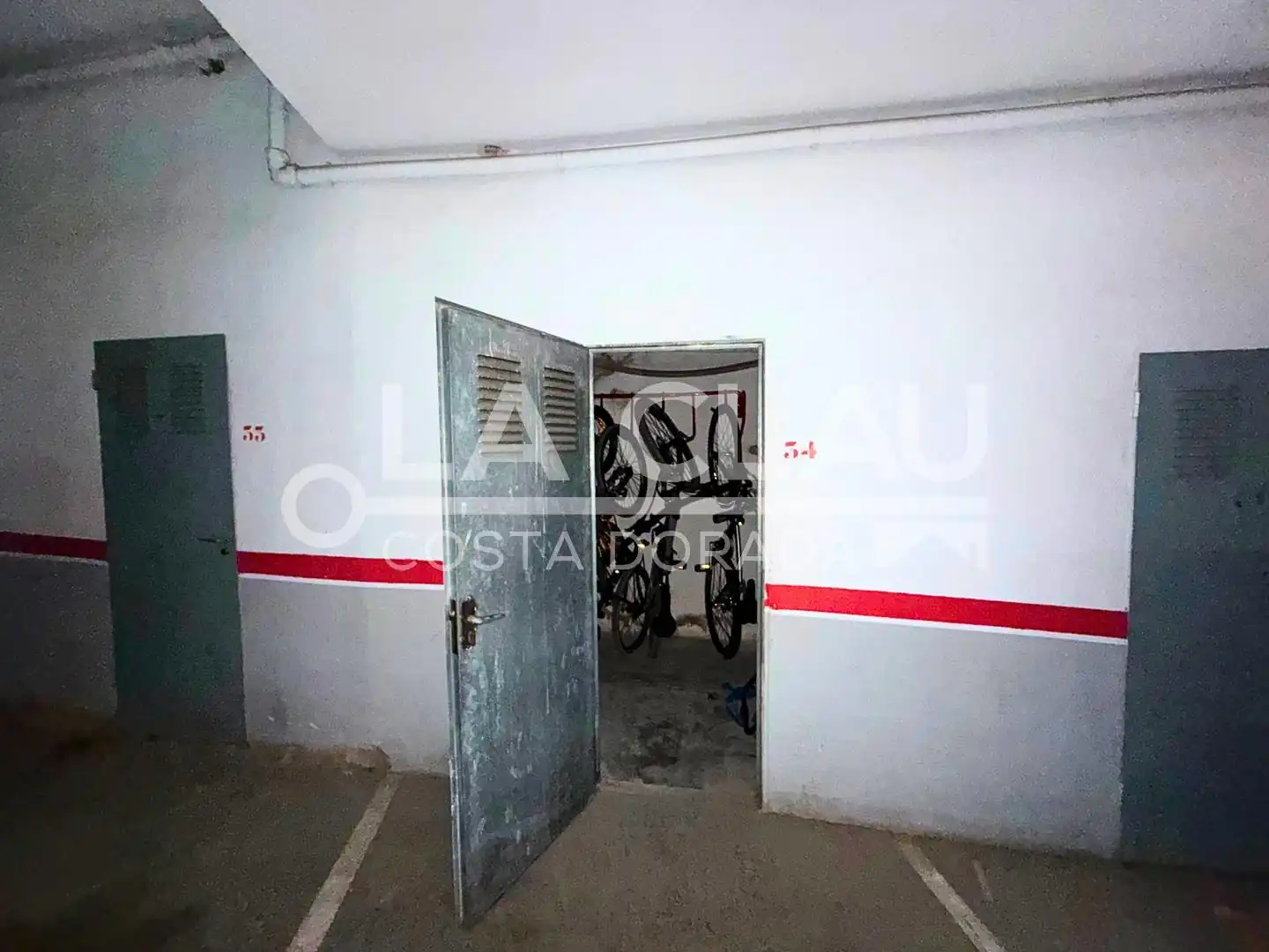 Parking of Garage for sale in Salou