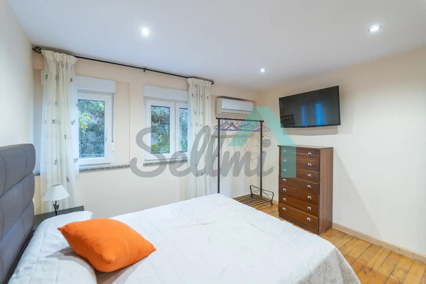 Casa adosada en venta en Eladio Rico García, Valdés - Luarca