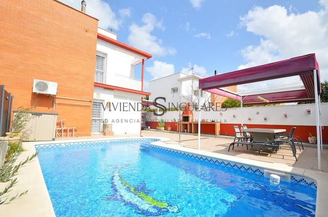 Casa adosada en Venta en Bollullos de la Mitación