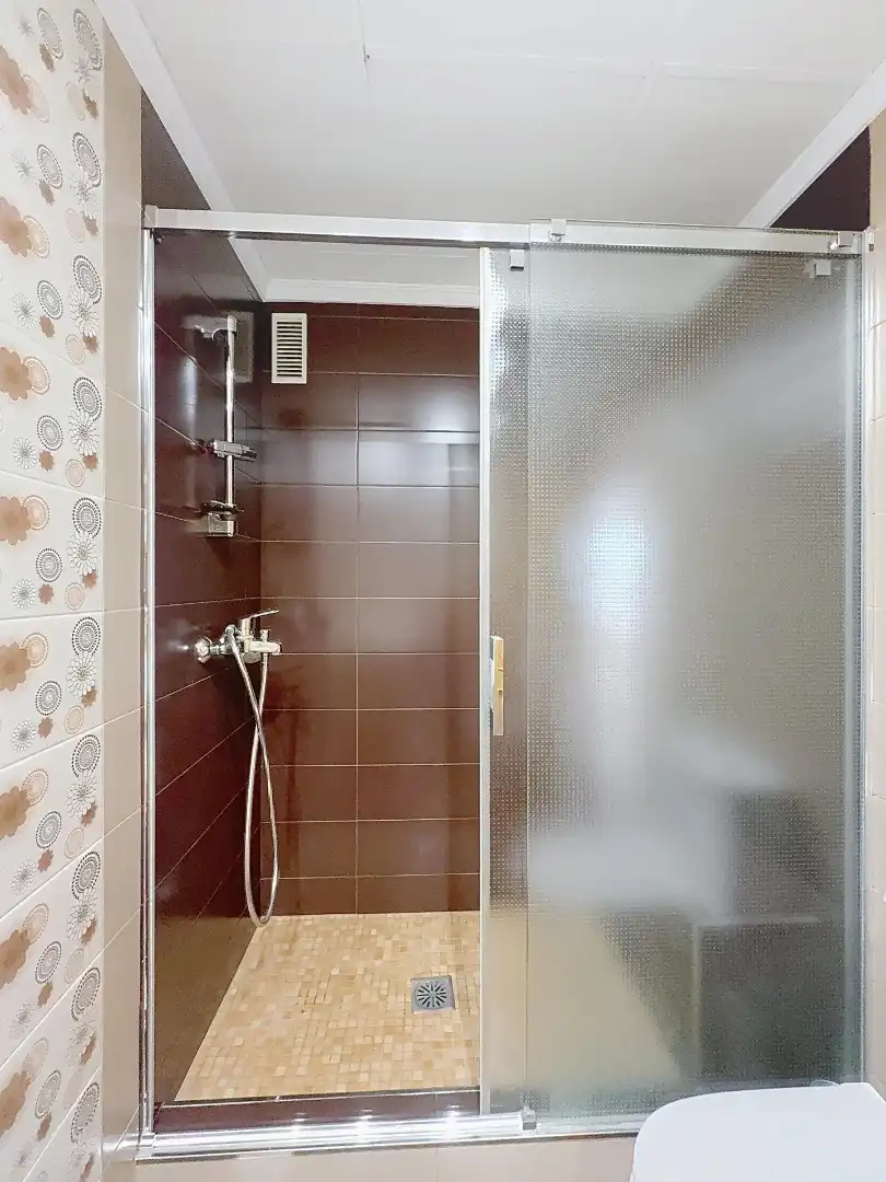 Bany de Pis de lloguer en Málaga amb Moblat i Piscina comunitària