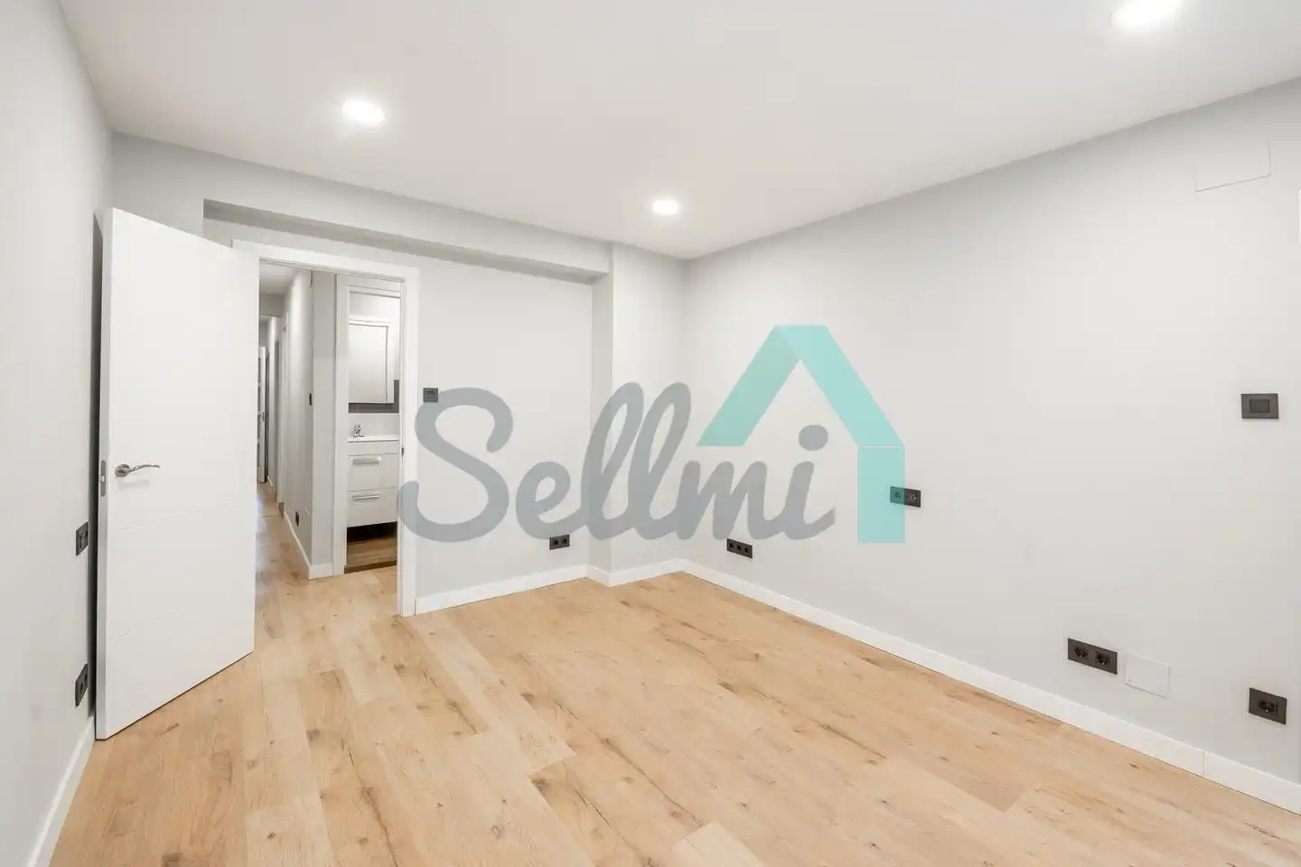Flat for sale in Gijón   with Heating and Terrace