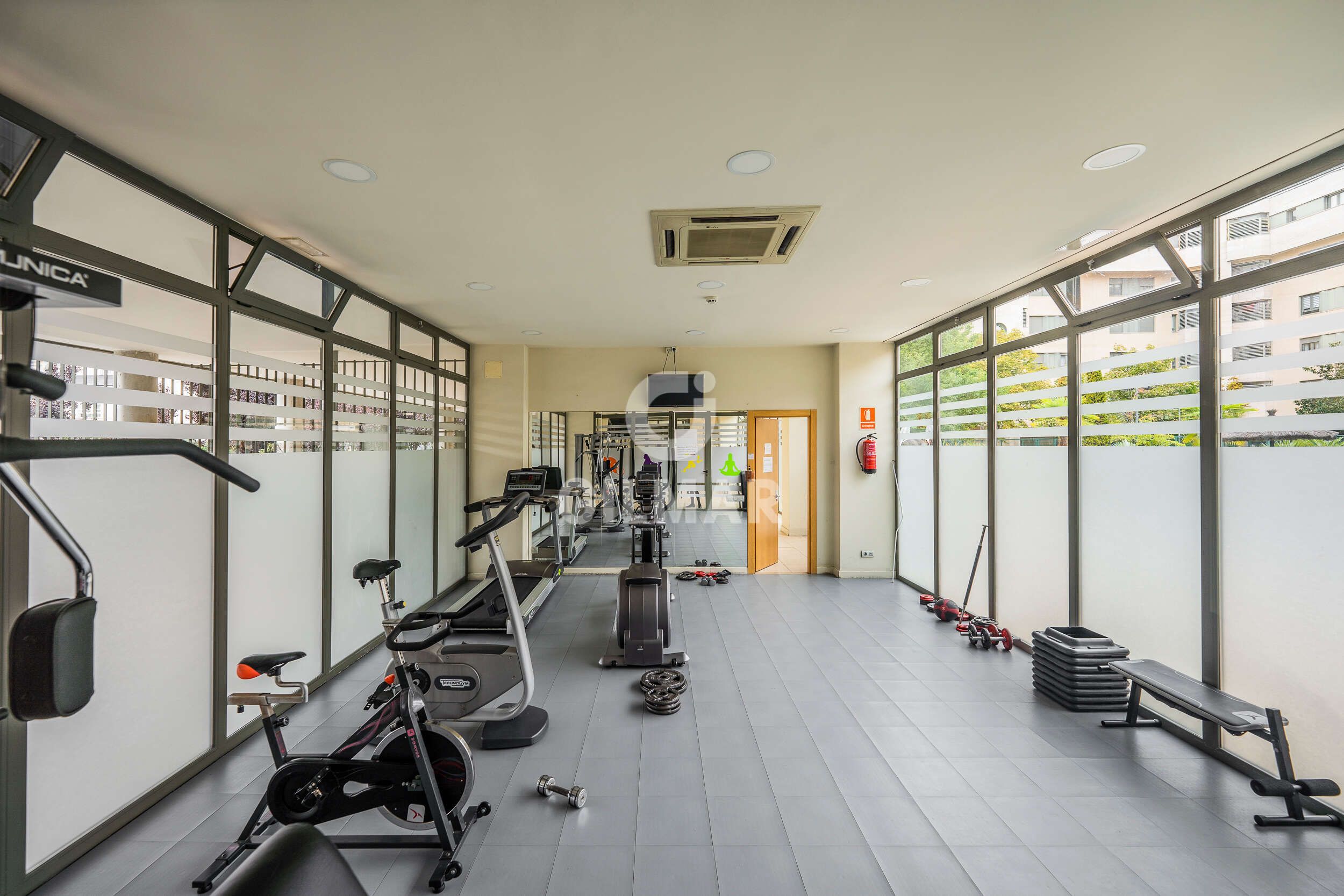 Flat for sale in  Madrid Capital  with Heating, Private garden and Storage room