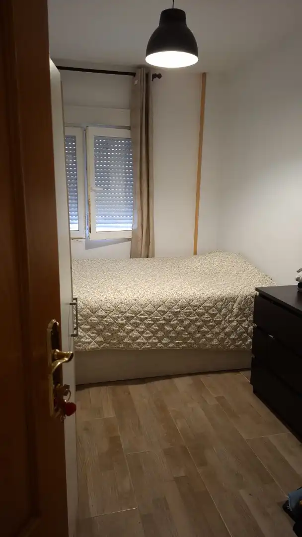 Habitación de Piso en venta en Guadalajara con Amueblado