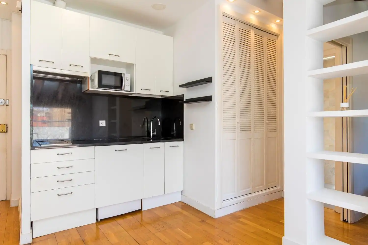 Attic for rent in Calle ZUMALACARREGUI, TOMAS, 11, Paseo Sagasta