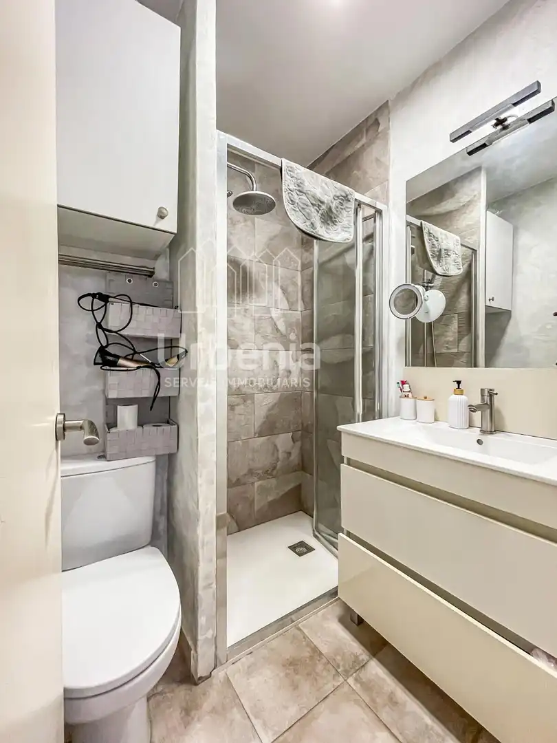 Bathroom of Flat for sale in Pineda de Mar  with Terrace