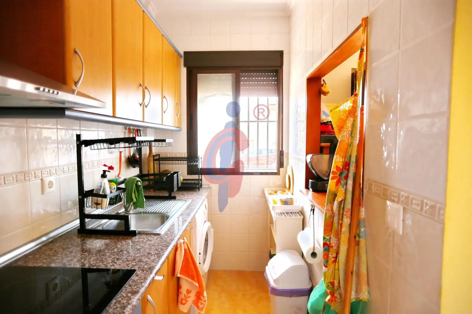 Cocina de Planta baja en venta en Daya Nueva con Jardín privado, Terraza y Amueblado