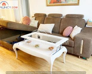 Sala d'estar de Pis de lloguer en Alcalá de Guadaira amb Aire condicionat