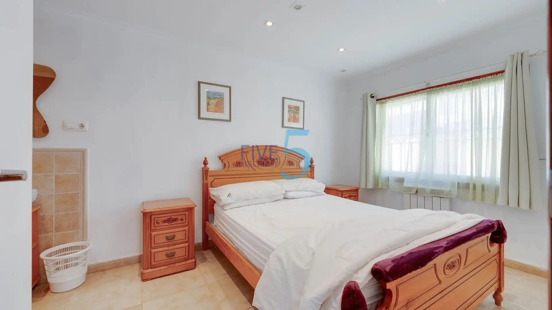 Dormitori de Casa o xalet en venda en Cartagena amb Calefacció, Terrassa i Moblat