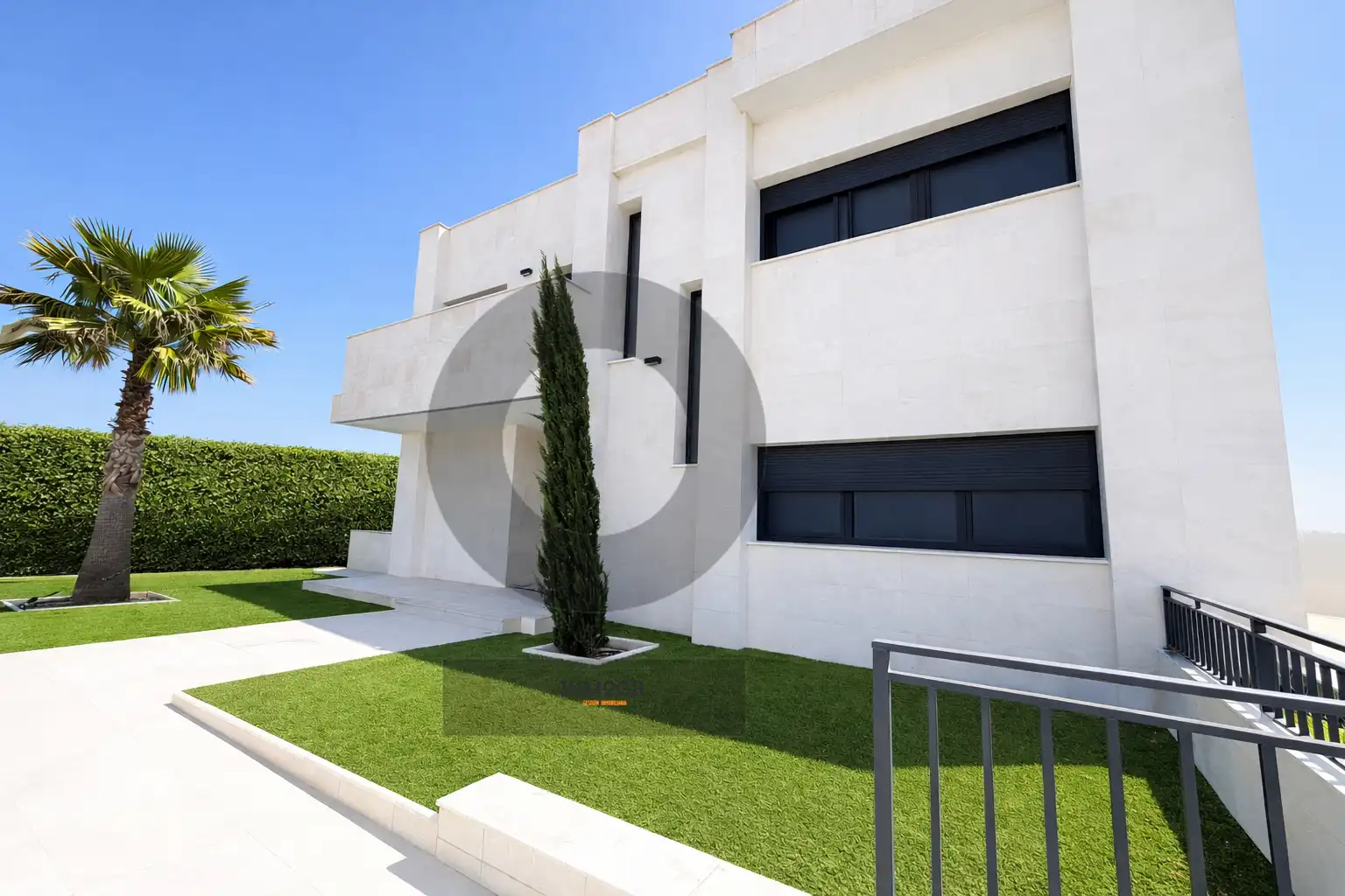 Vista exterior de Casa o chalet en venta en Majadahonda con Aire acondicionado, Calefacción y Jardín privado