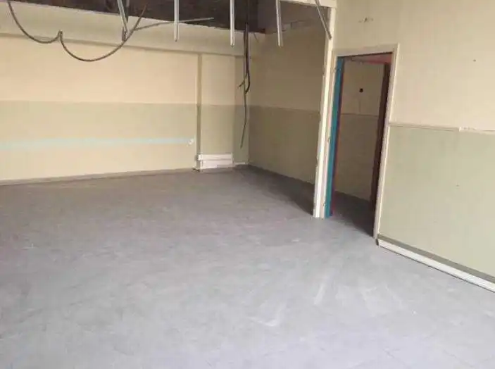 Local comercial en venda a Centre - Passeig i Rodalies, imagen 2