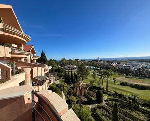 Vista exterior de Apartament de lloguer en Marbella amb Aire condicionat, Terrassa i Piscina