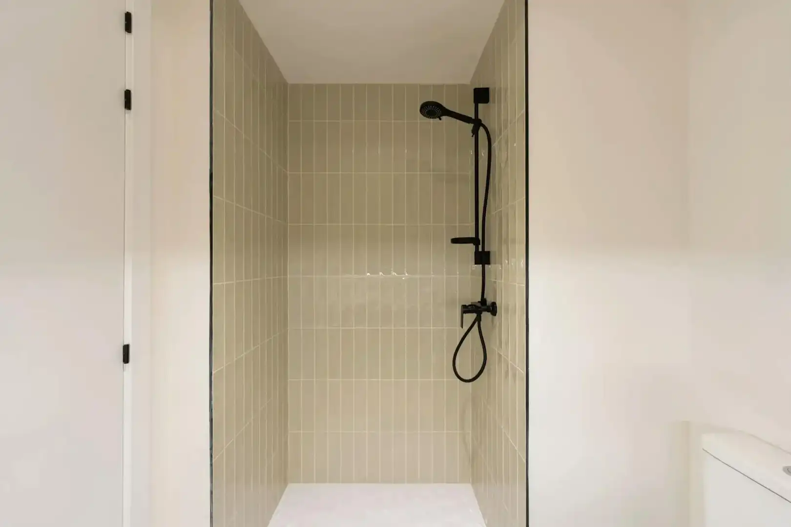 Badezimmer von Gebäude zur Miete in Alcobendas