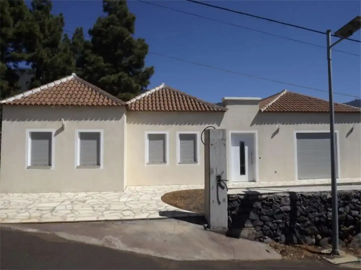 Vista exterior de Casa o chalet en venta en El Paso con Aire acondicionado