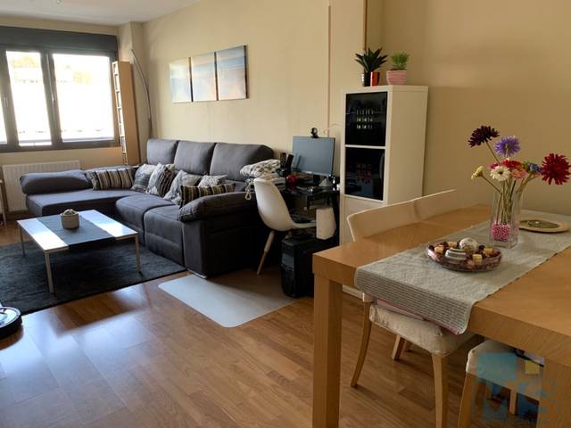 Piso en Venta en Erialdea / Centro