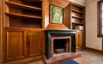 Living room of Flat for sale in Oviedo   with Heating, Parquet flooring and Balcony