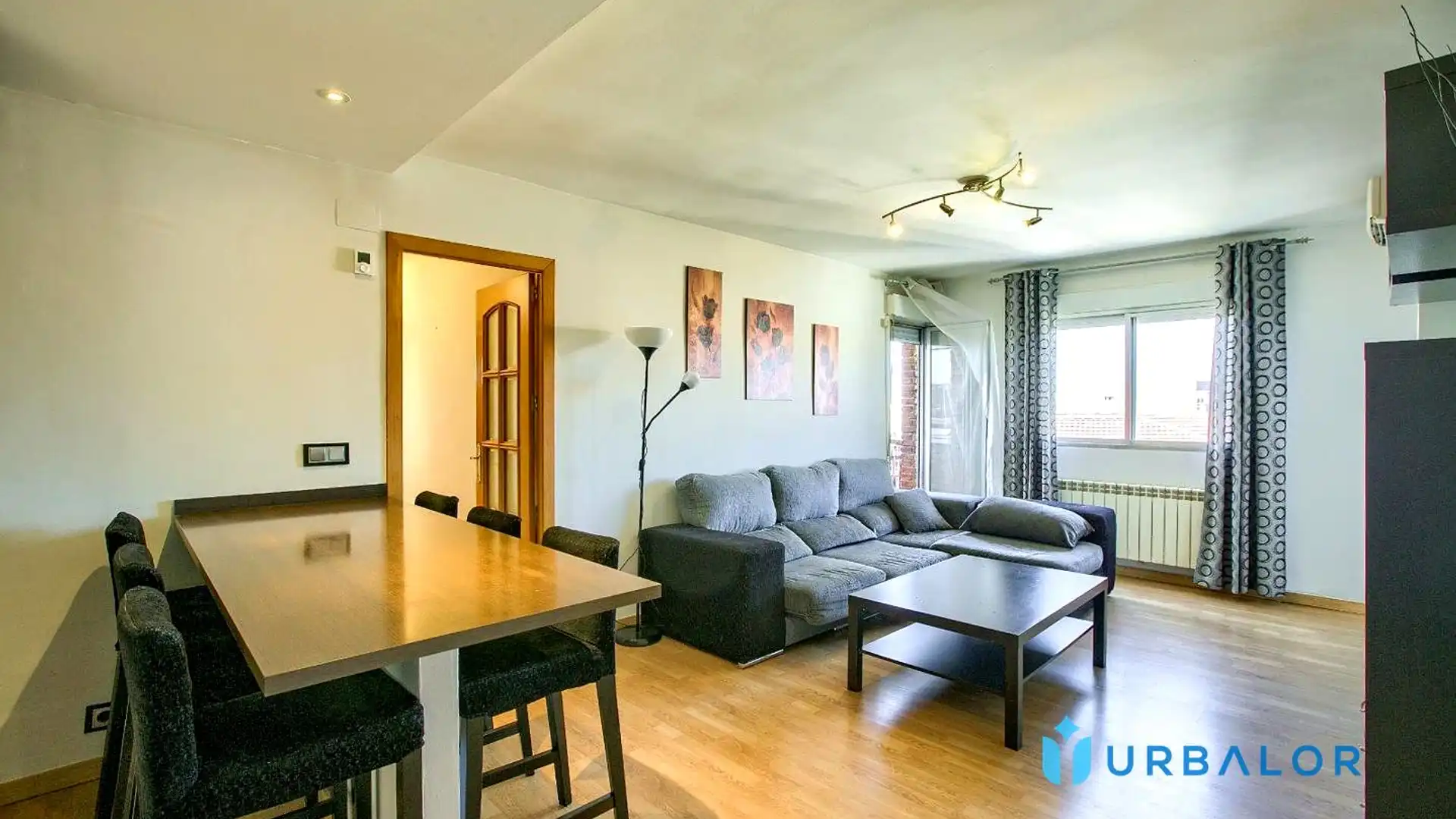 Außenansicht von Wohnung zum Verkauf in Alcorcón mit Klimaanlage, Heizung und Terrasse