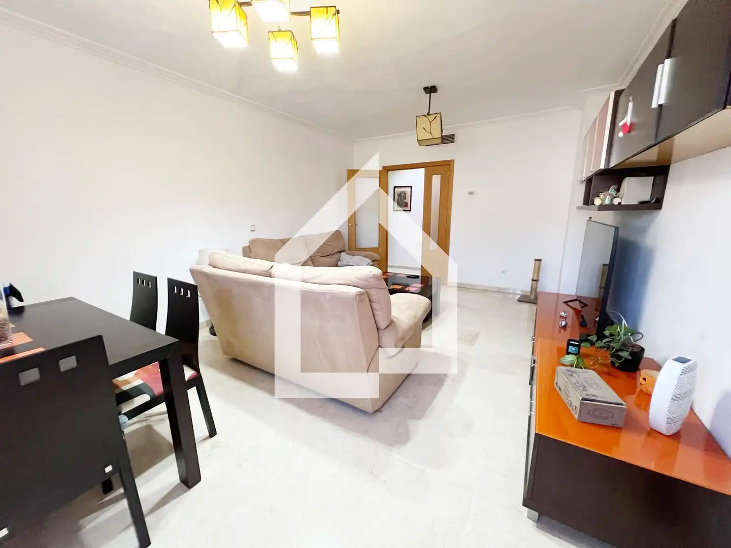 Sala de estar de Piso en venta en San Vicente del Raspeig / Sant Vicent del Raspeig con Aire acondicionado, Terraza y Piscina comunitaria